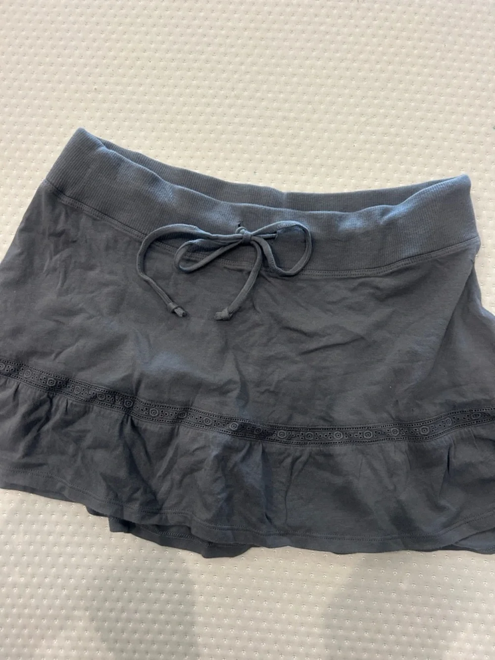 aerie Gray Ruffle Drawstring Mini Skirt-Small - Picture 4 of 7
